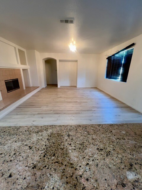 Foto del edificio - 4660 Spice St