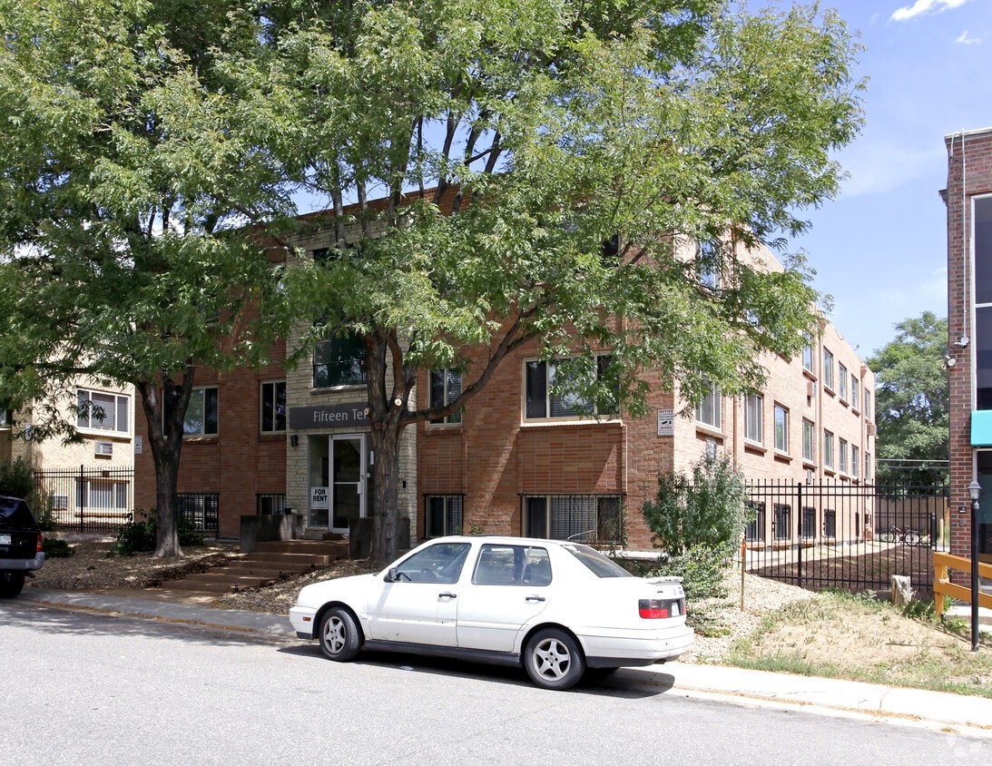 Primary Photo - South Albion Street Apartments