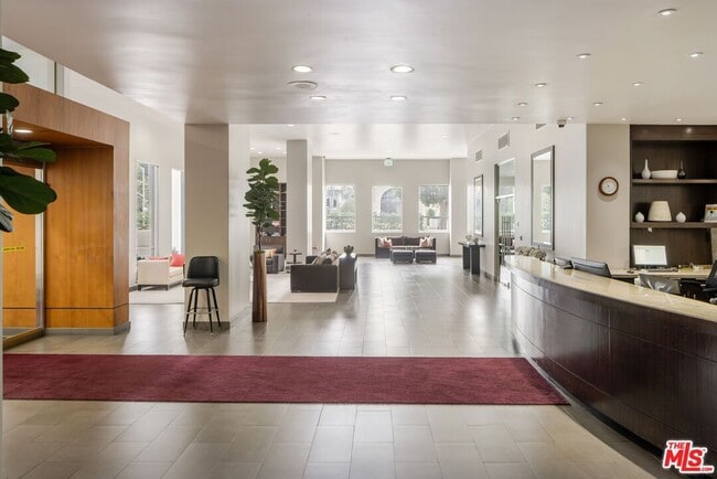 Building Photo - 10501 Wilshire Blvd