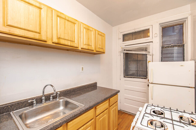Foto del edificio - 1333 W Touhy Ave