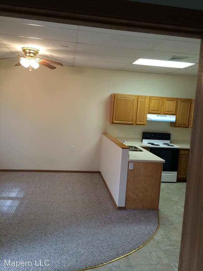Foto del edificio - 420 Harding Ave