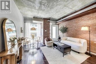 Building Photo - 150-150 Sudbury St