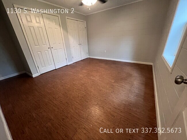 Foto del edificio - 1130 S Washington St