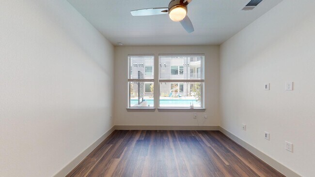 Interior Photo - Vitruvian West