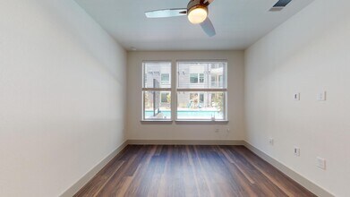 Interior Photo - Vitruvian West