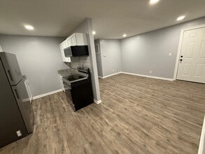 Building Photo - 3814 Freedom Way