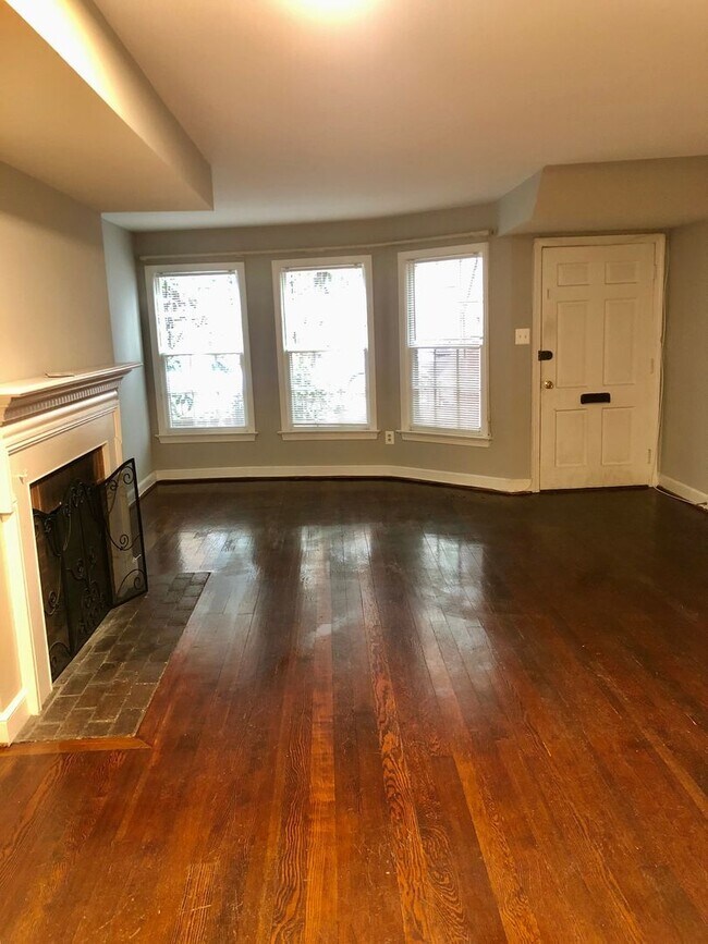 Foto del edificio - 941 25th St NW