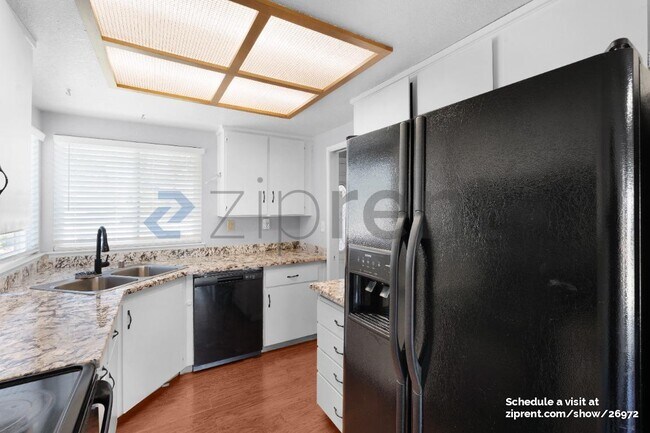 Foto del edificio - 5324 Vichy Cir