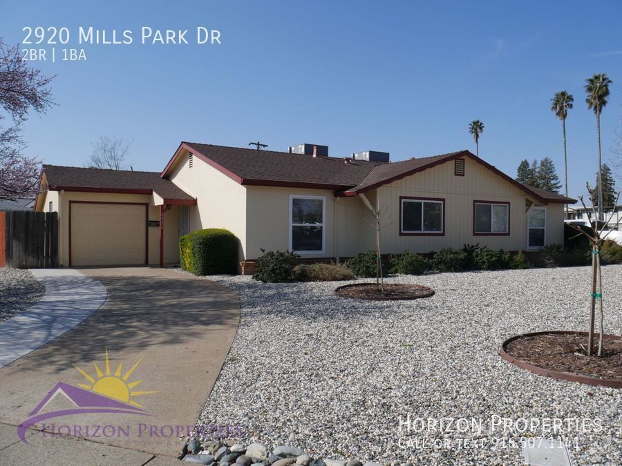 Cozy 2 Bed 1 Bath 922sqft Duplex in Rancho... House Rental in Rancho