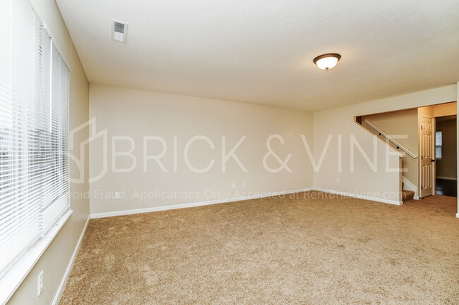 Building Photo - 4964 Grimm Dr