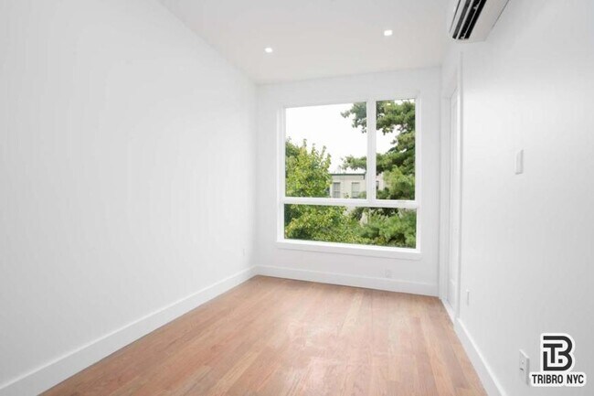 Foto del edificio - 2 bedroom in BROOKLYN NY 11237
