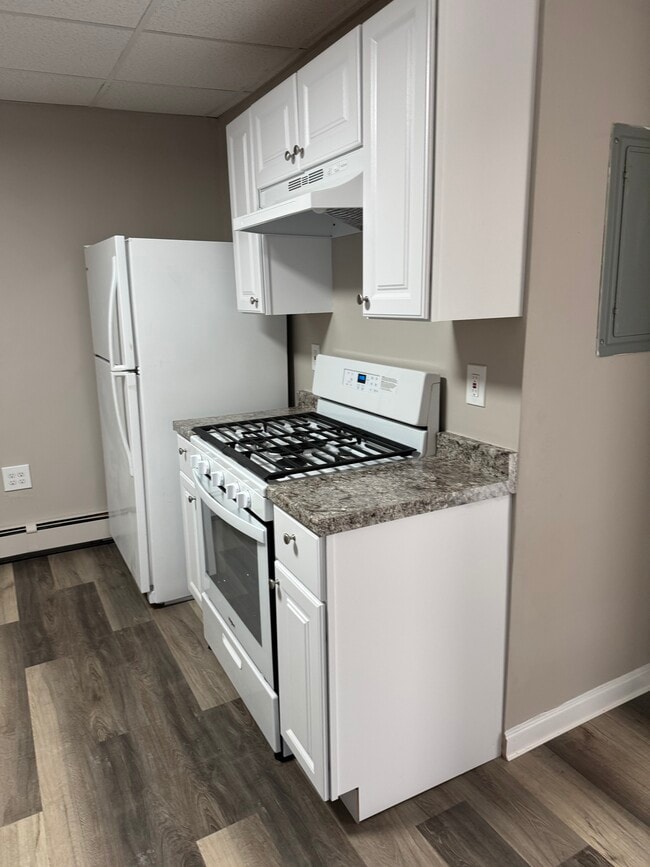 Building Photo - 153 Union St