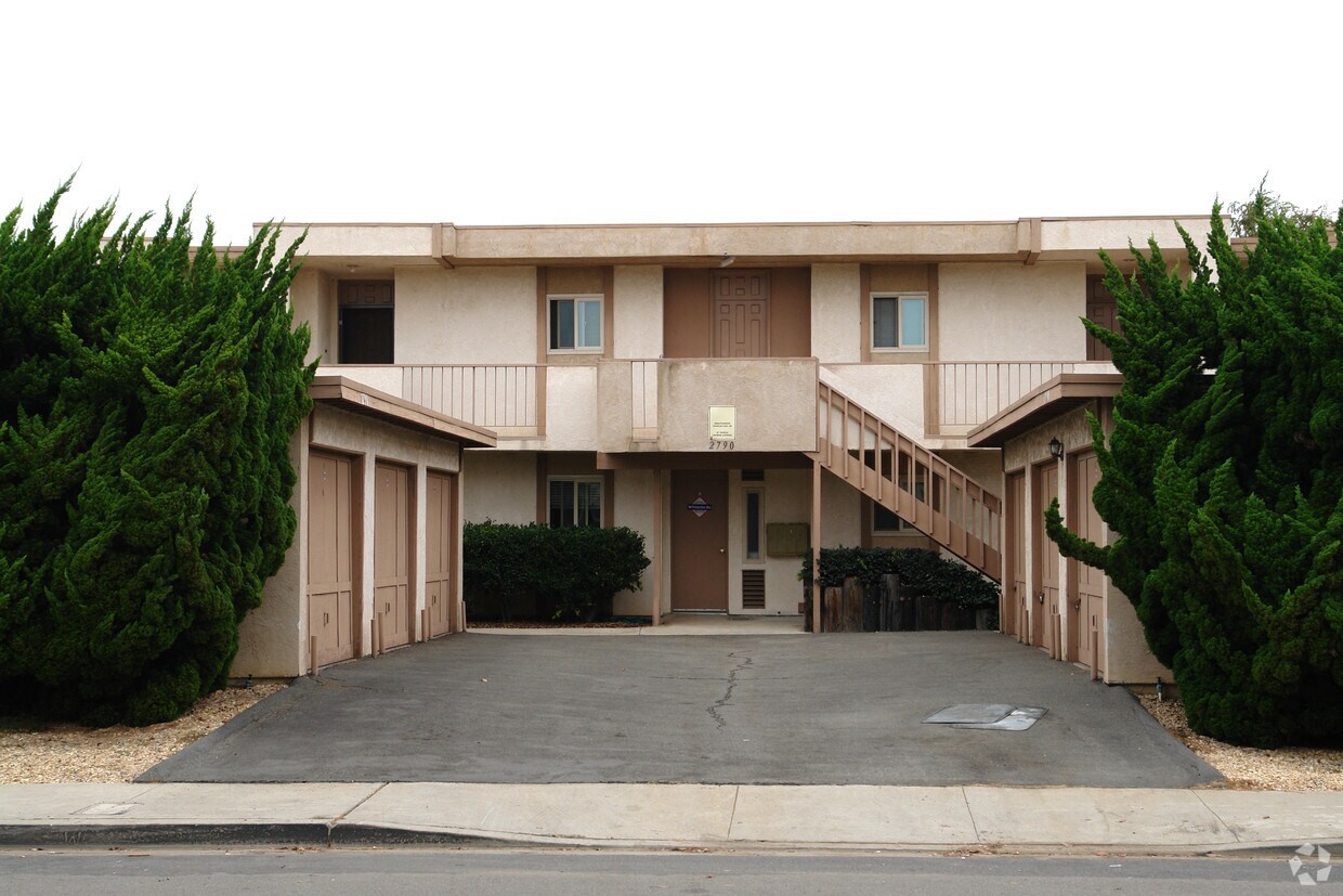 Primary Photo - 2790 Madison St