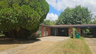 Building Photo - 2014 S Flintlock Dr