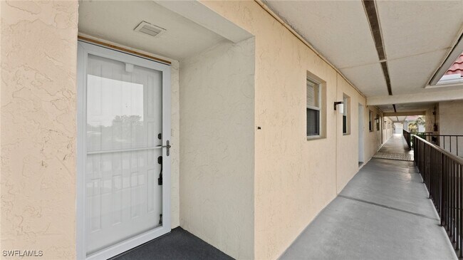 Building Photo - 45 High Point Cir S