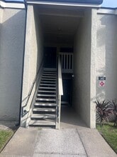 Building Photo - 142 Springwood Cir