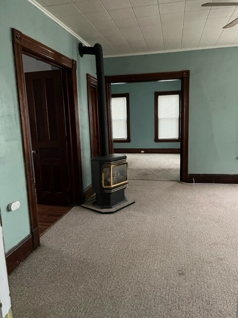 Foto del edificio - 318 E Main St