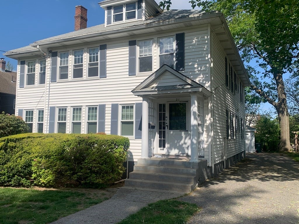 Primary Photo - 21 Salisbury Rd