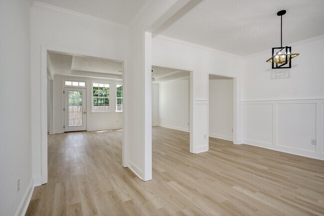 Foto del edificio - 412 Riley Ln