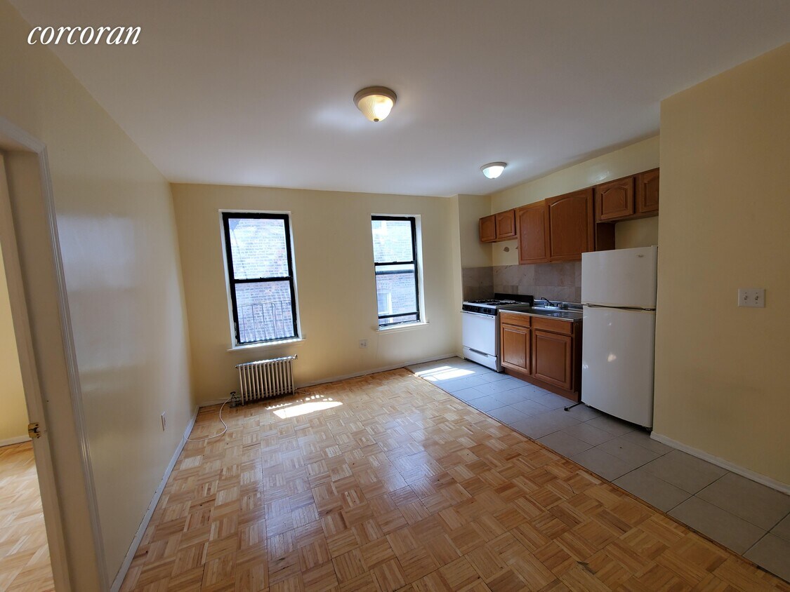 Primary Photo - 1692 Grand Concourse