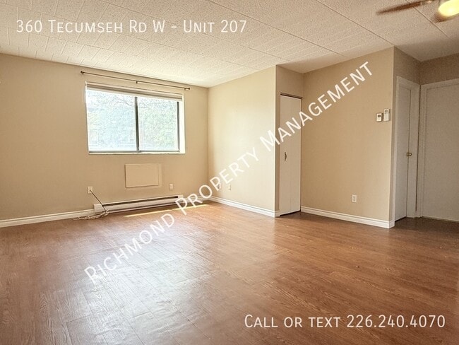 Photo du bâtiment - 360 Tecumseh Rd W