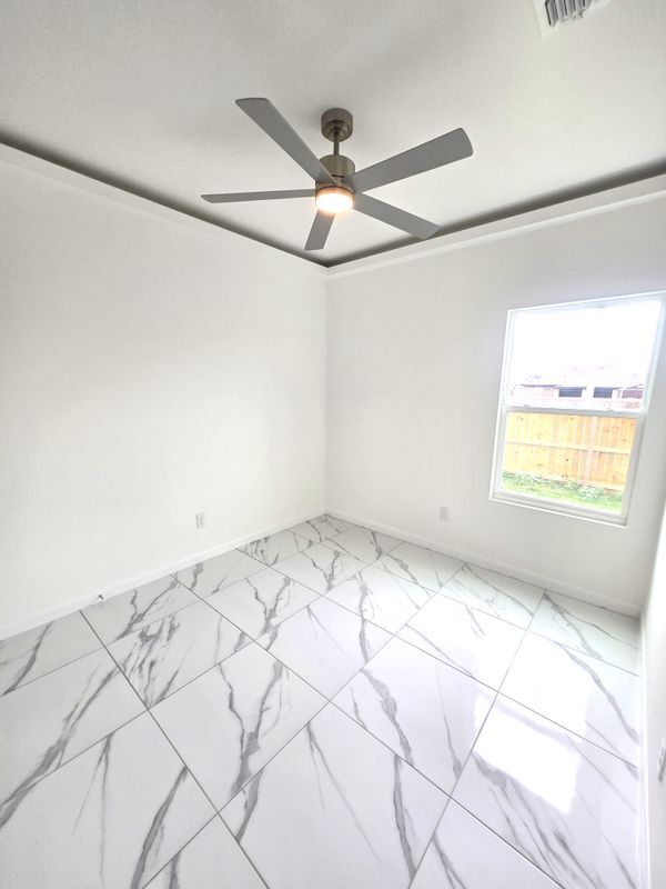 Building Photo - 3201 Magdalena St