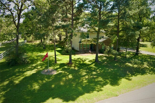 Building Photo - 25401 Hunting Trail