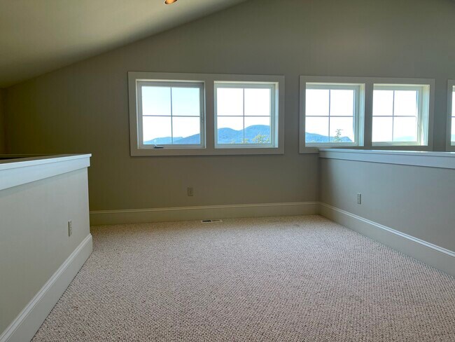 Building Photo - 4907 Portalis Way