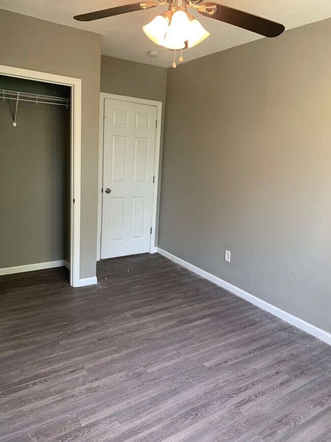 Building Photo - 3 Bedroom Home with Full Basement