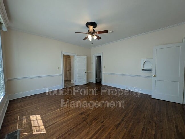 Foto del edificio - 476 Spring St SW