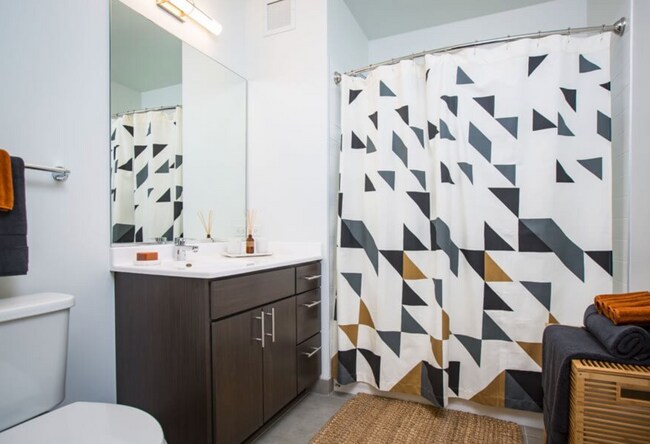 Building Photo - 152 W Superior St