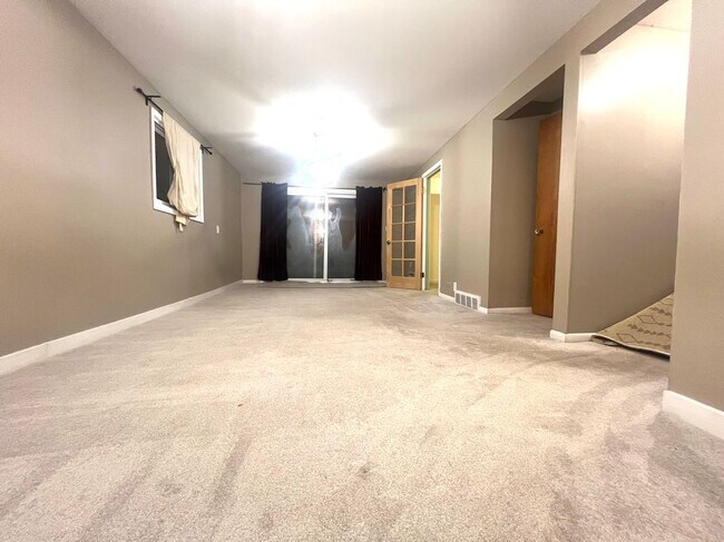 Foto del edificio - 19031 Green Spruce Ln