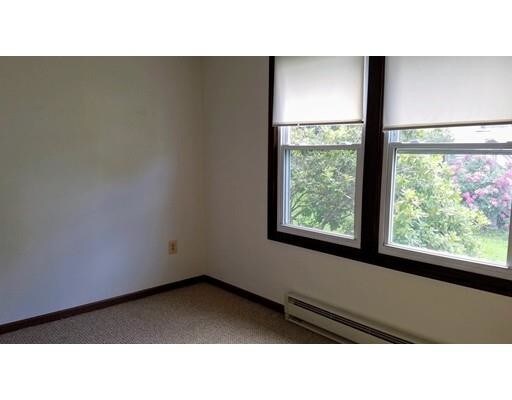 Foto del edificio - 54 Maplewood Ave