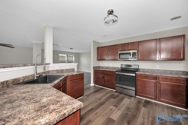 Foto del edificio - 3571 Avalon Lake Dr SW