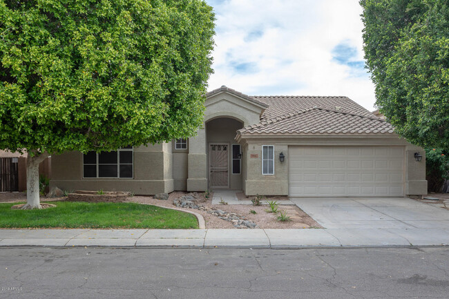 Building Photo - 966 W Citrus Way
