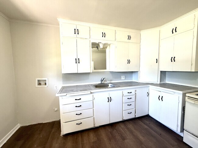 Foto del edificio - 1514 Harris St NW