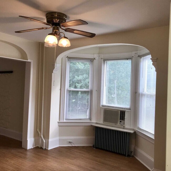 Foto del edificio - 33 N Walnut St