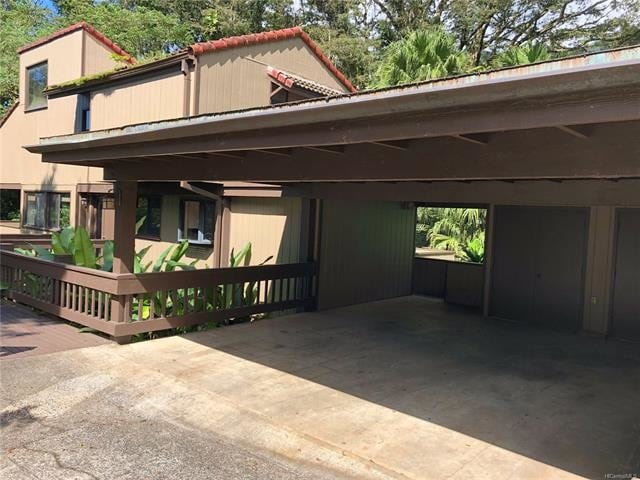 Building Photo - 3939 Nuuanu Dr