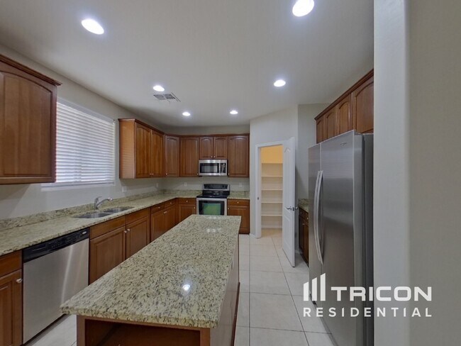 Foto del edificio - 42437 W Corvalis Ln