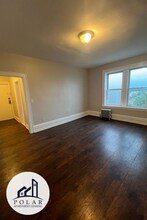 Building Photo - 75 N 7th St