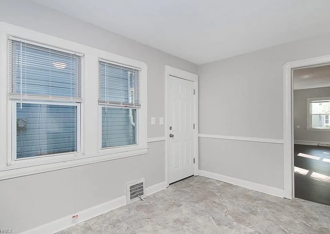 Foto del edificio - 908 Starkweather Ave