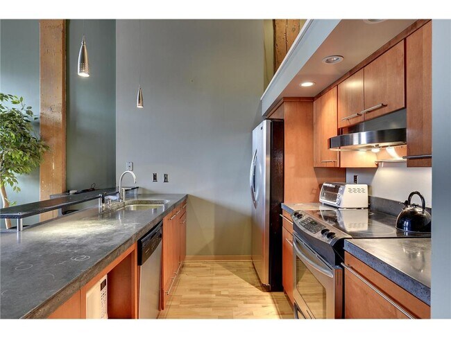 Foto del edificio - 210 N 2nd St