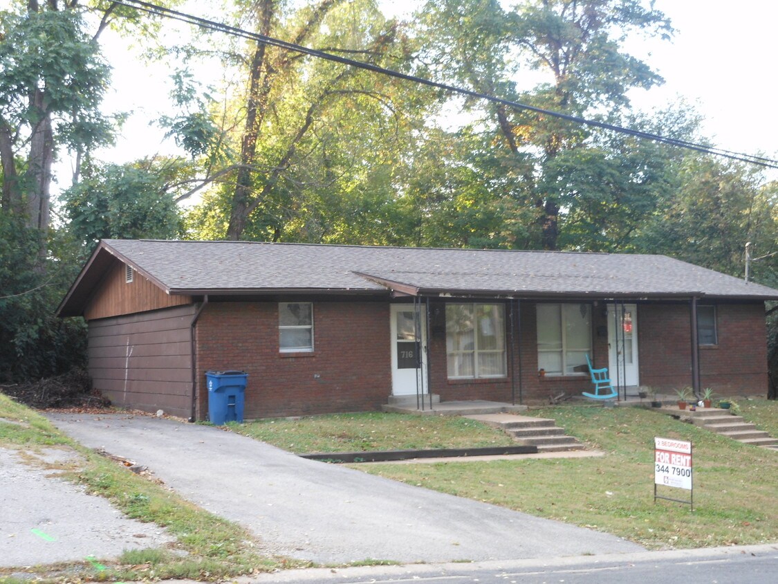 Primary Photo - 716 Arrowhead Dr