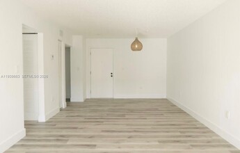 Building Photo - 8287 SW 128th St