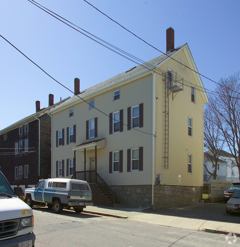 Building Photo - 43 Crawford St