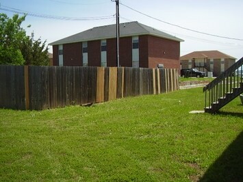 Foto del edificio - 5809 Redstone Dr