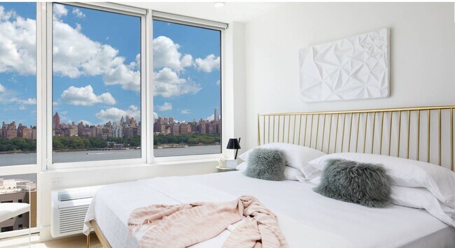Foto del edificio - 7401 River Rd