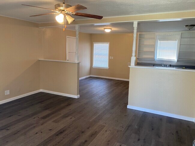 Foto del edificio - 300 W 12th St