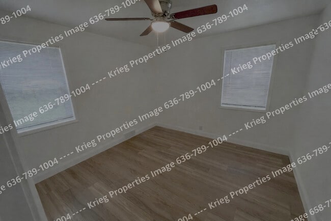 Building Photo - 128 N 10th St
