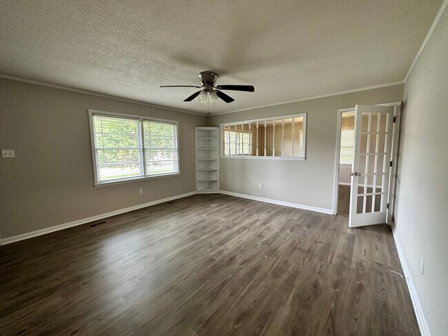 Foto del edificio - Exclusively offered by MUSE REALTY, LLC